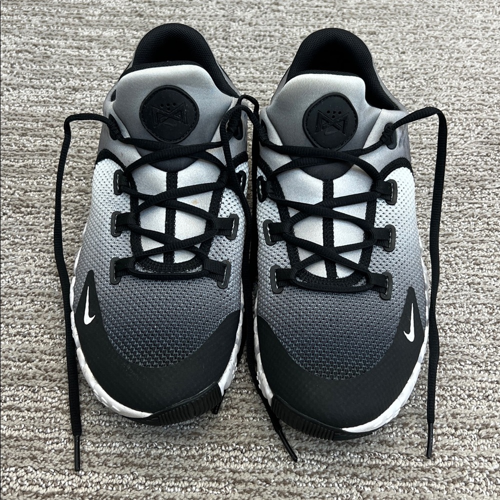 Men’s Nike Free Metcon 4 ‘Grey’ Gradient Black & Gray Sneakers Size 10
